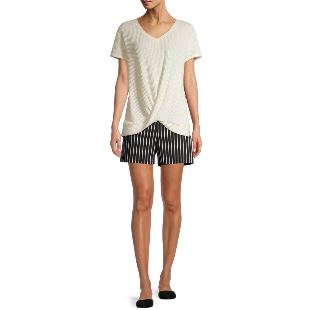 Women's Millennium 4'' Pull-On Shorts. Color: black/ white stripes - Picture 6 of 6